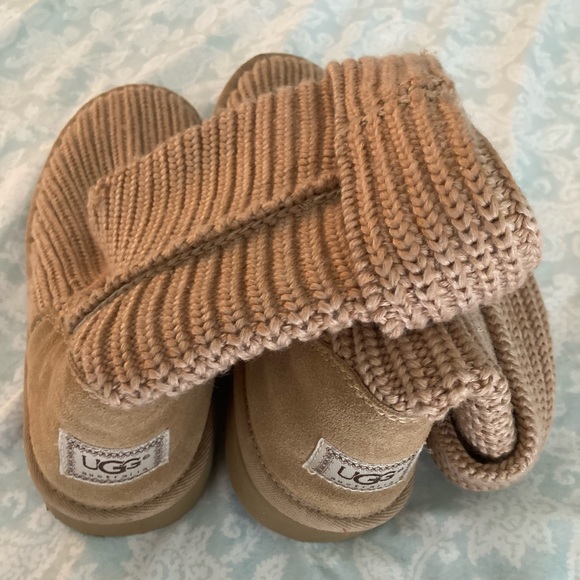 UGG WOMEN SIZE 10 BOOTS - Picture 2 of 4